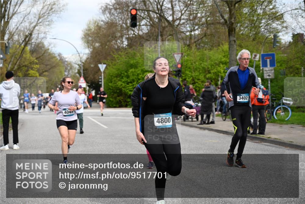 12.04.2026 - 45. Internationalen Wilhelmsburger Insellauf J. Mangold http://msf.ph/oto/9517701 12.04.2026 13:21:18 Ziel 2101, 4417, 3552, 3551, 2333, 4018, 5716, 4319, 5297, 4878, 5484, 2692, 4444, 4800, 4047, 2175, 3402, 5482, 4017, 4017, 3676, 2628, 3251, 5201, 3109, 4404, 4362, 2473 meine-sportfotos.de