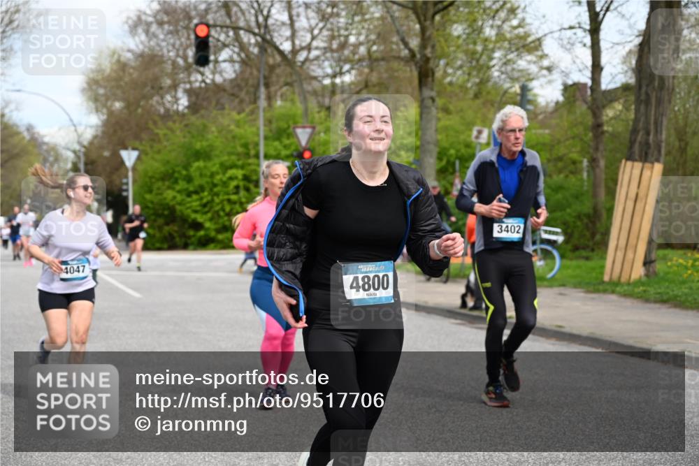 12.04.2026 - 45. Internationalen Wilhelmsburger Insellauf J. Mangold http://msf.ph/oto/9517706 12.04.2026 13:21:19 Ziel 2101, 4417, 3552, 3551, 2333, 4018, 5716, 4319, 5297, 4878, 5484, 2692, 4444, 4800, 4047, 2175, 3402, 5482, 4017, 3676, 2628, 3251, 5201, 3109, 4404, 4362, 2473 meine-sportfotos.de