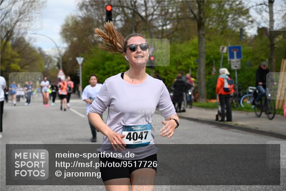 12.04.2026 - 45. Internationalen Wilhelmsburger Insellauf J. Mangold http://msf.ph/oto/9517726 12.04.2026 13:21:21 Ziel 4417, 3552, 3551, 2333, 4018, 5716, 4319, 5297, 4878, 5484, 2692, 4444, 4800, 4047, 2175, 3402, 3402, 5482, 4017, 3676, 2628, 3251, 5201, 3109, 4404, 4362, 2473, 2552, 2130 meine-sportfotos.de