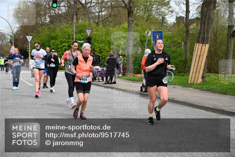 12.04.2026 - 45. Internationalen Wilhelmsburger Insellauf J. Mangold http://msf.ph/oto/9517745 12.04.2026 13:21:28 Ziel 5716, 4319, 5297, 4878, 5484, 2692, 4444, 4800, 4047, 2175, 3402, 5482, 4017, 3676, 2628, 3251, 5201, 3109, 4404, 4362, 2473, 2552, 2130, 2840, 3998, 5462, 5205, 4809, 2002 meine-sportfotos.de