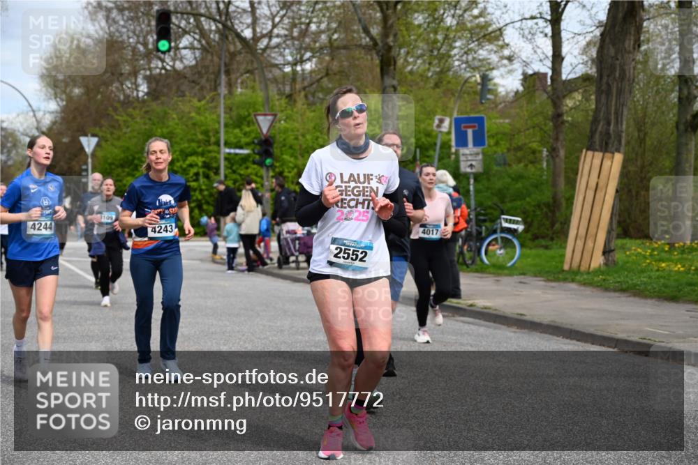 12.04.2026 - 45. Internationalen Wilhelmsburger Insellauf J. Mangold http://msf.ph/oto/9517772 12.04.2026 13:21:32 Ziel 5297, 4878, 5484, 2692, 4444, 4800, 4047, 2175, 3402, 5482, 4017, 3676, 2628, 3251, 5201, 3109, 4404, 4362, 2473, 2552, 2552, 2130, 2840, 3998, 5462, 5205, 4809, 2002, 2332 meine-sportfotos.de