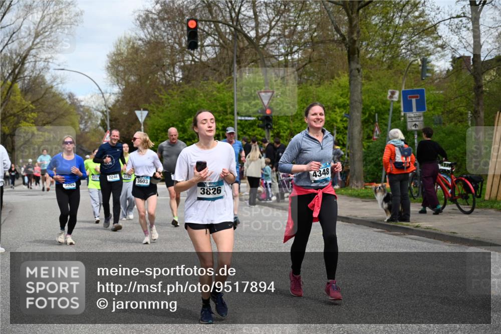 12.04.2026 - 45. Internationalen Wilhelmsburger Insellauf J. Mangold http://msf.ph/oto/9517894 12.04.2026 13:21:56 Ziel 3676, 2628, 3251, 5201, 3109, 4404, 4362, 2473, 2552, 2130, 2840, 3998, 5462, 5205, 4809, 2002, 2332, 2332, 2116, 3581, 3235, 3915, 5080, 4348, 5085, 3603, 3602, 5092, 2246, 5192, 5171, 3162, 4443, 4442, 3746, 5290, 3057, 3667, 5304, 4210 meine-sportfotos.de