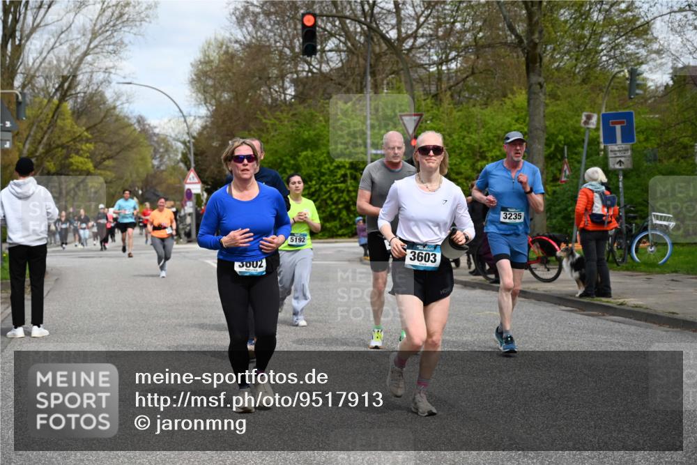 12.04.2026 - 45. Internationalen Wilhelmsburger Insellauf J. Mangold http://msf.ph/oto/9517913 12.04.2026 13:21:59 Ziel 3676, 2628, 3251, 5201, 3109, 4404, 4362, 2473, 2552, 2130, 2840, 3998, 5462, 5205, 4809, 2002, 2332, 2116, 3581, 3235, 3915, 5080, 4348, 5085, 3603, 3602, 5092, 2246, 5192, 5171, 2246, 5192, 5171, 3162, 4443, 4442, 3746, 5290, 3057, 3667, 5304, 4210 meine-sportfotos.de