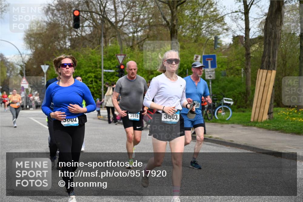 12.04.2026 - 45. Internationalen Wilhelmsburger Insellauf J. Mangold http://msf.ph/oto/9517920 12.04.2026 13:21:59 Ziel 3676, 2628, 3251, 5201, 3109, 4404, 4362, 2473, 2552, 2130, 2840, 3998, 5462, 5205, 4809, 2002, 2332, 2116, 3581, 3235, 3915, 5080, 4348, 5085, 3603, 3602, 5092, 2246, 5192, 5171, 2246, 5192, 5171, 3162, 4443, 4442, 3746, 5290, 3057, 3667, 5304, 4210 meine-sportfotos.de