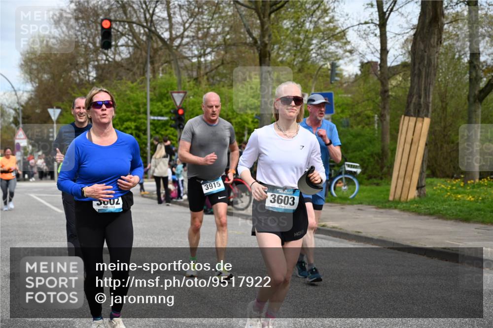 12.04.2026 - 45. Internationalen Wilhelmsburger Insellauf J. Mangold http://msf.ph/oto/9517922 12.04.2026 13:21:59 Ziel 3676, 2628, 3251, 5201, 3109, 4404, 4362, 2473, 2552, 2130, 2840, 3998, 5462, 5205, 4809, 2002, 2332, 2116, 3581, 3235, 3915, 5080, 4348, 5085, 3603, 3602, 5092, 2246, 5192, 5171, 2246, 5192, 5171, 3162, 4443, 4442, 3746, 5290, 3057, 3667, 5304, 4210 meine-sportfotos.de