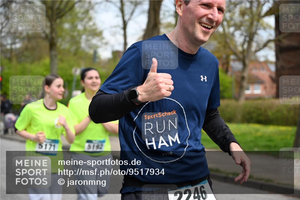 12.04.2026 - 45. Internationalen Wilhelmsburger Insellauf J. Mangold http://msf.ph/oto/9517934 12.04.2026 13:22:02 Ziel 5201, 3109, 4404, 4362, 2473, 2552, 2130, 2840, 3998, 5462, 5205, 4809, 2002, 2332, 2116, 3581, 3581, 3235, 3915, 5080, 4348, 5085, 3603, 3602, 5092, 2246, 5192, 5171, 3162, 4443, 4442, 3746, 5290, 5290, 3057, 3667, 5304, 4210, 4014, 2158 meine-sportfotos.de