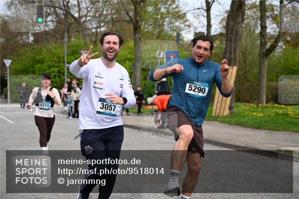 12.04.2026 - 45. Internationalen Wilhelmsburger Insellauf J. Mangold http://msf.ph/oto/9518014 12.04.2026 13:22:19 Ziel 2332, 2116, 3581, 3235, 3915, 5080, 4348, 5085, 3603, 3602, 5092, 2246, 5192, 5171, 3162, 4443, 4442, 3746, 5290, 3057, 3667, 5304, 4210, 4210, 4014, 2158, 5314, 4557, 2153 meine-sportfotos.de