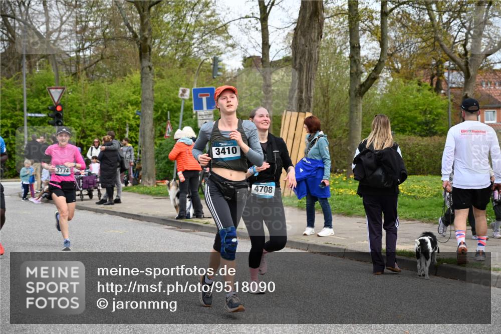 12.04.2026 - 45. Internationalen Wilhelmsburger Insellauf J. Mangold http://msf.ph/oto/9518090 12.04.2026 13:22:50 Ziel 2158, 5314, 4557, 2153, 5262, 4593, 4708, 4708, 3774, 4358, 5223, 3336, 3783, 3498, 3478, 4176, 5505, 3471 meine-sportfotos.de