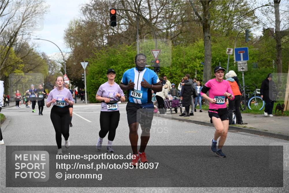 12.04.2026 - 45. Internationalen Wilhelmsburger Insellauf J. Mangold http://msf.ph/oto/9518097 12.04.2026 13:22:51 Ziel 2158, 5314, 4557, 2153, 5262, 4593, 4708, 3774, 4358, 5223, 3336, 3783, 3498, 3478, 4176, 5505, 3471 meine-sportfotos.de