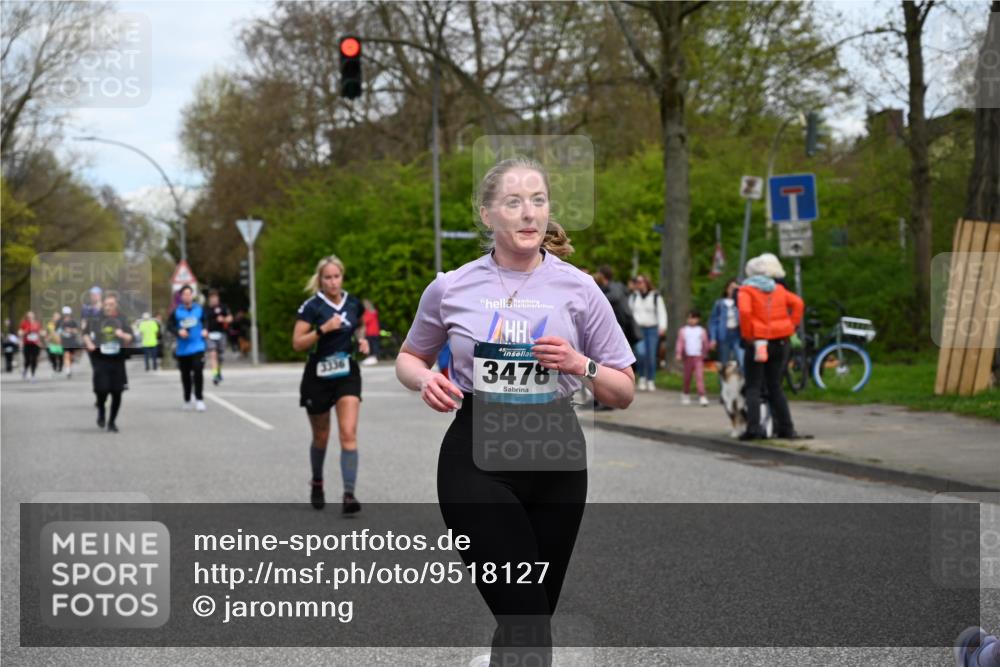 12.04.2026 - 45. Internationalen Wilhelmsburger Insellauf J. Mangold http://msf.ph/oto/9518127 12.04.2026 13:22:54 Ziel 5314, 4557, 2153, 5262, 4593, 4708, 3774, 4358, 5223, 3336, 3783, 3498, 3478, 4176, 5505, 3471, 3814 meine-sportfotos.de