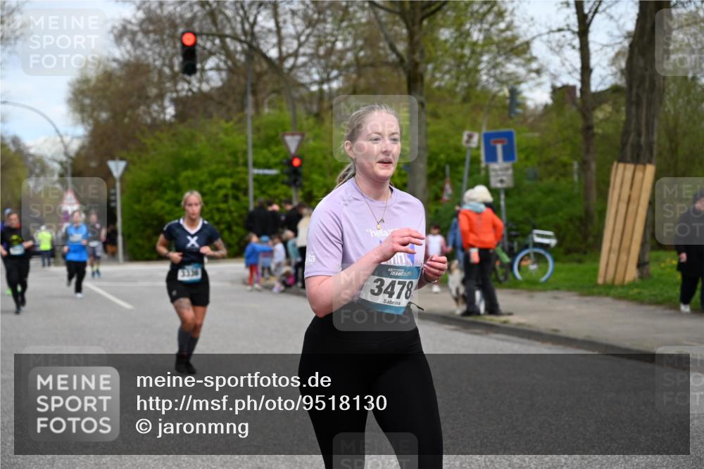 12.04.2026 - 45. Internationalen Wilhelmsburger Insellauf J. Mangold http://msf.ph/oto/9518130 12.04.2026 13:22:55 Ziel 5314, 4557, 2153, 5262, 4593, 4708, 3774, 4358, 4358, 5223, 3336, 3783, 3498, 3498, 3478, 4176, 5505, 3471, 3814, 2716 meine-sportfotos.de