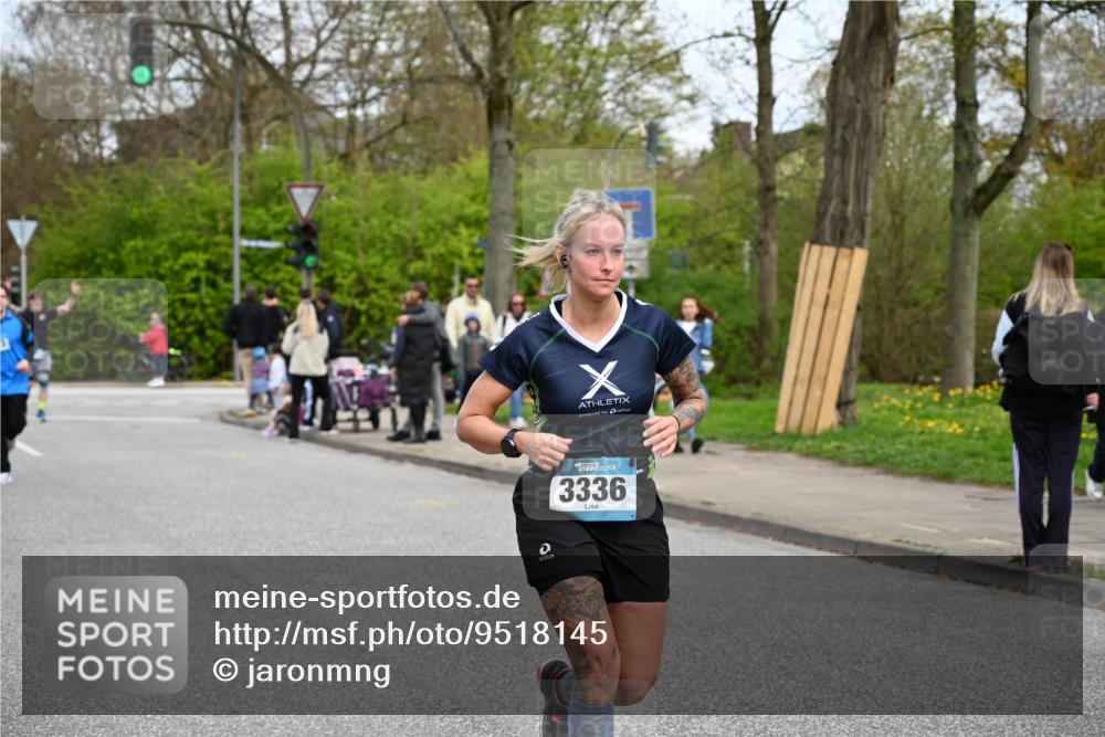 12.04.2026 - 45. Internationalen Wilhelmsburger Insellauf J. Mangold http://msf.ph/oto/9518145 12.04.2026 13:22:57 Ziel 5314, 4557, 2153, 5262, 4593, 4708, 3774, 4358, 5223, 3336, 3783, 3498, 3478, 4176, 5505, 3471, 3814, 2716, 3730, 3353 meine-sportfotos.de