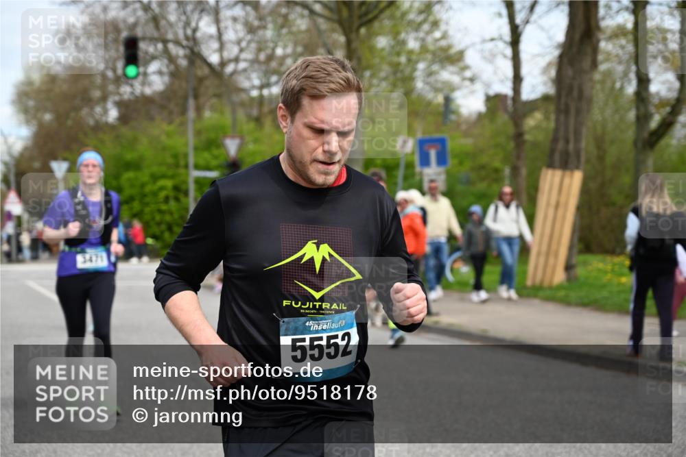 12.04.2026 - 45. Internationalen Wilhelmsburger Insellauf J. Mangold http://msf.ph/oto/9518178 12.04.2026 13:23:02 Ziel 5314, 4557, 2153, 5262, 4593, 4708, 3774, 4358, 5223, 3336, 3783, 3498, 3478, 4176, 5505, 3471, 3814, 2716, 3730, 3353 meine-sportfotos.de