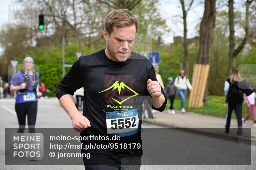 12.04.2026 - 45. Internationalen Wilhelmsburger Insellauf J. Mangold http://msf.ph/oto/9518179 12.04.2026 13:23:03 Ziel 5314, 4557, 2153, 5262, 4593, 4708, 3774, 4358, 5223, 3336, 3783, 3498, 3478, 4176, 5505, 3471, 3814, 2716, 3730, 3353 meine-sportfotos.de