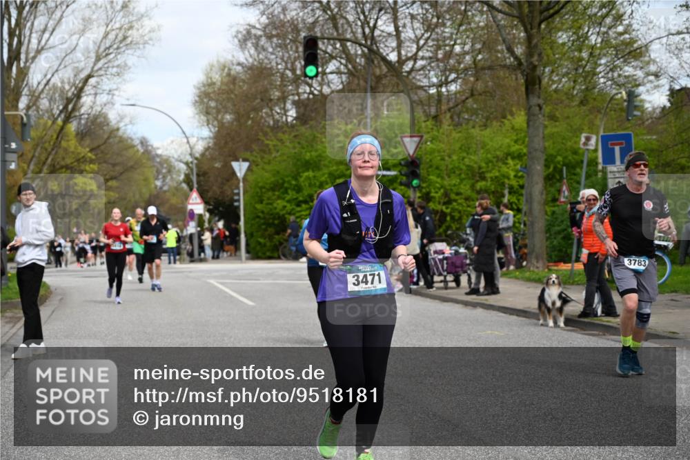 12.04.2026 - 45. Internationalen Wilhelmsburger Insellauf J. Mangold http://msf.ph/oto/9518181 12.04.2026 13:23:03 Ziel 5314, 4557, 2153, 5262, 4593, 4708, 3774, 4358, 5223, 3336, 3783, 3498, 3478, 4176, 5505, 3471, 3814, 2716, 3730, 3353 meine-sportfotos.de