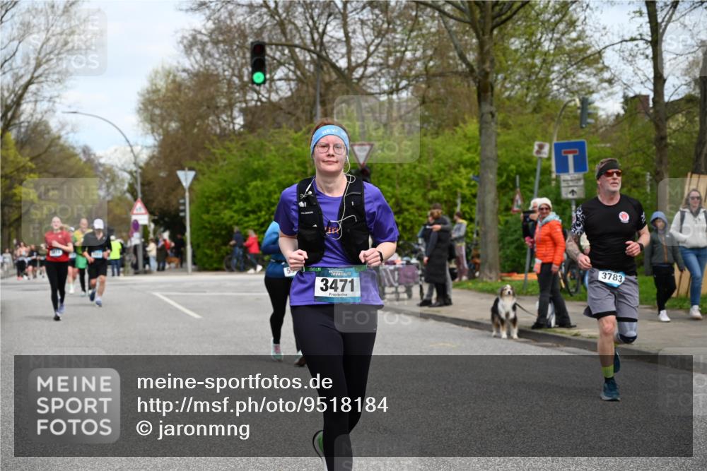 12.04.2026 - 45. Internationalen Wilhelmsburger Insellauf J. Mangold http://msf.ph/oto/9518184 12.04.2026 13:23:04 Ziel 4557, 2153, 5262, 4593, 4708, 3774, 4358, 5223, 3336, 3336, 3783, 3498, 3478, 4176, 5505, 3471, 3814, 2716, 3730, 3353, 2766 meine-sportfotos.de