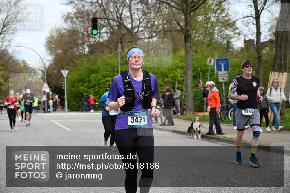 12.04.2026 - 45. Internationalen Wilhelmsburger Insellauf J. Mangold http://msf.ph/oto/9518186 12.04.2026 13:23:04 Ziel 4557, 2153, 5262, 4593, 4708, 3774, 4358, 5223, 3336, 3336, 3783, 3498, 3478, 4176, 5505, 3471, 3814, 2716, 3730, 3353, 2766 meine-sportfotos.de