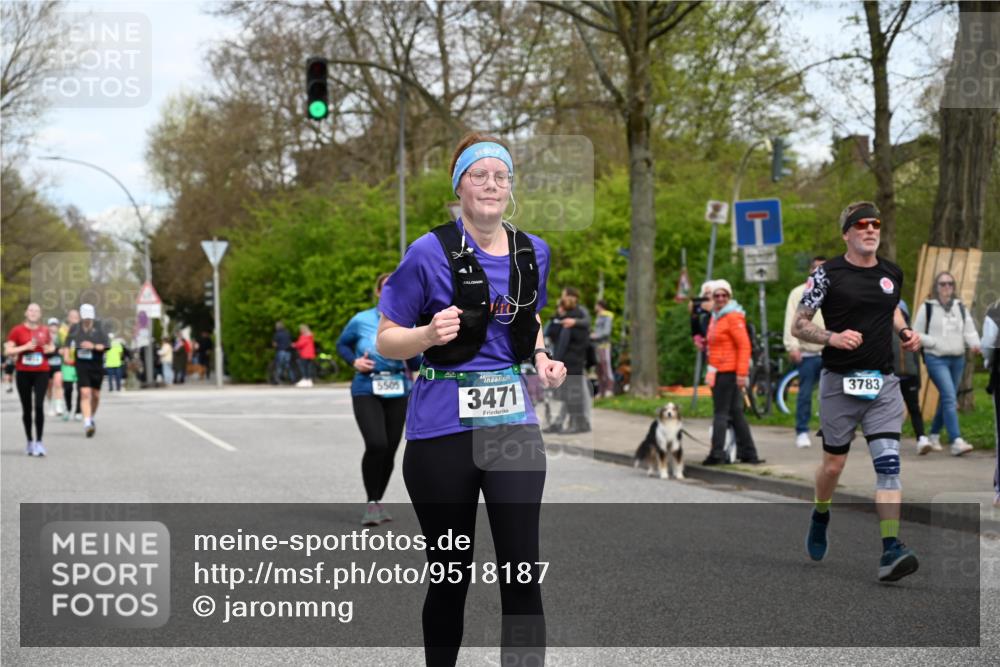 12.04.2026 - 45. Internationalen Wilhelmsburger Insellauf J. Mangold http://msf.ph/oto/9518187 12.04.2026 13:23:04 Ziel 4557, 2153, 5262, 4593, 4708, 3774, 4358, 5223, 3336, 3336, 3783, 3498, 3478, 4176, 5505, 3471, 3814, 2716, 3730, 3353, 2766 meine-sportfotos.de