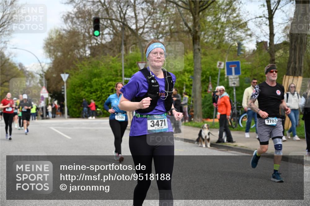 12.04.2026 - 45. Internationalen Wilhelmsburger Insellauf J. Mangold http://msf.ph/oto/9518188 12.04.2026 13:23:04 Ziel 4557, 2153, 5262, 4593, 4708, 3774, 4358, 5223, 3336, 3336, 3783, 3498, 3478, 4176, 5505, 3471, 3814, 2716, 3730, 3353, 2766 meine-sportfotos.de