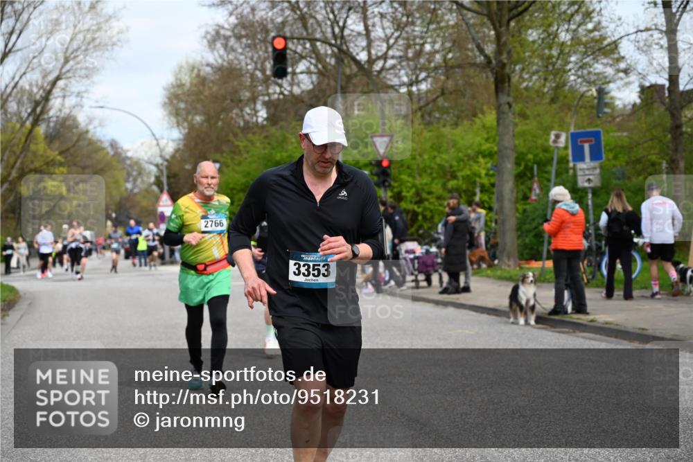 12.04.2026 - 45. Internationalen Wilhelmsburger Insellauf J. Mangold http://msf.ph/oto/9518231 12.04.2026 13:23:13 Ziel 4708, 3774, 4358, 5223, 3336, 3783, 3498, 3478, 4176, 5505, 3471, 3471, 3814, 2716, 3730, 3353, 2766, 5622, 3739, 5209, 5212 meine-sportfotos.de