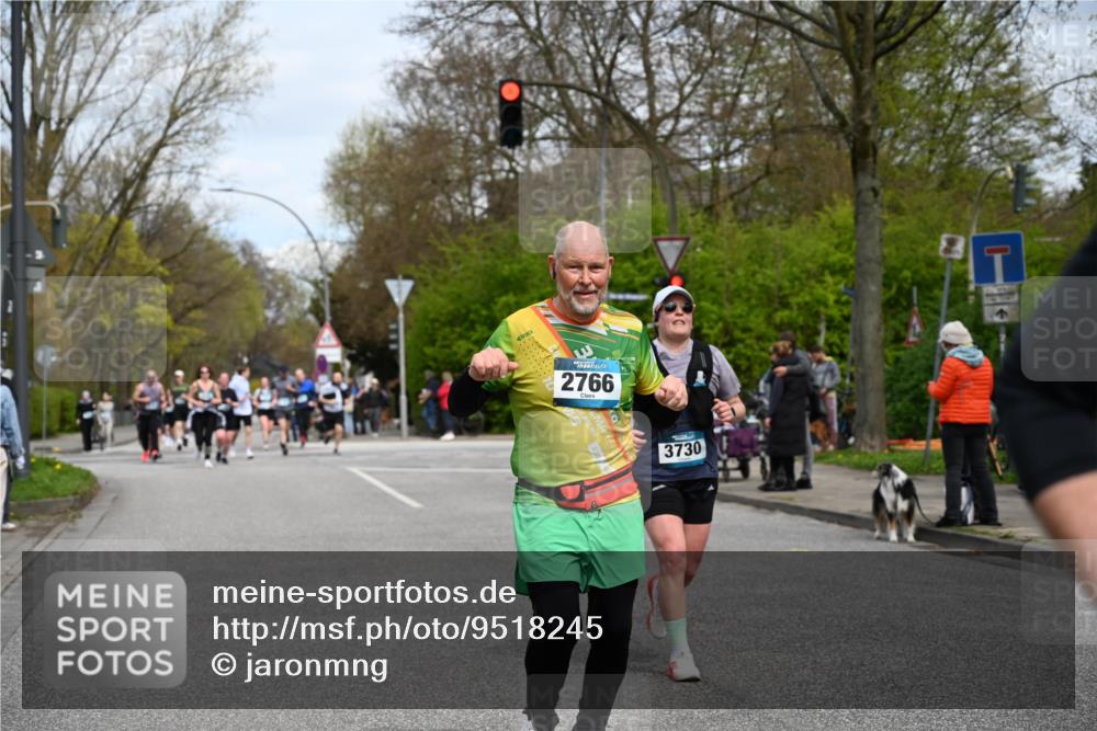 12.04.2026 - 45. Internationalen Wilhelmsburger Insellauf J. Mangold http://msf.ph/oto/9518245 12.04.2026 13:23:14 Ziel 4708, 3774, 4358, 5223, 3336, 3783, 3498, 3478, 4176, 5505, 3471, 3814, 2716, 3730, 3353, 2766, 5622, 3739, 5209, 5212, 2802 meine-sportfotos.de