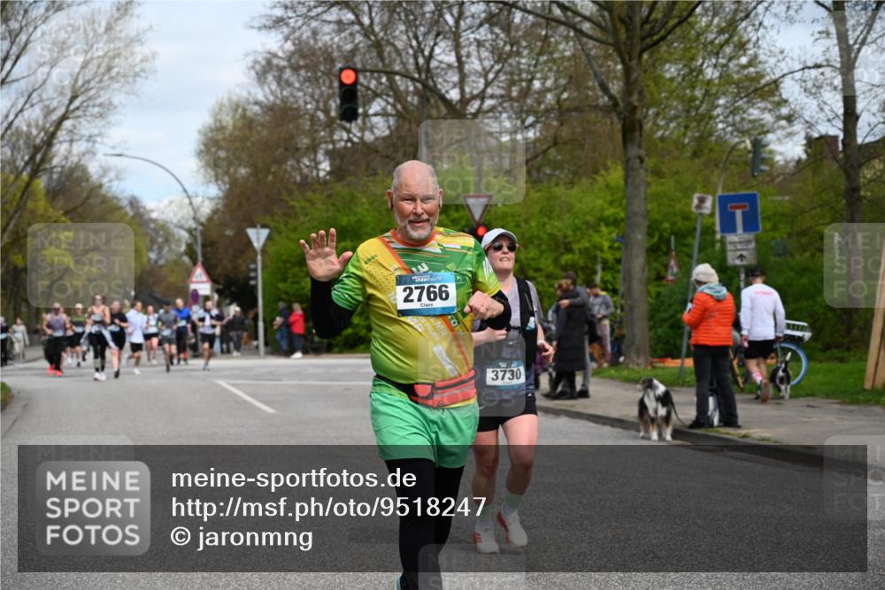 12.04.2026 - 45. Internationalen Wilhelmsburger Insellauf J. Mangold http://msf.ph/oto/9518247 12.04.2026 13:23:14 Ziel 4708, 3774, 4358, 5223, 3336, 3783, 3498, 3478, 4176, 5505, 3471, 3814, 2716, 3730, 3353, 2766, 5622, 3739, 5209, 5212, 2802 meine-sportfotos.de