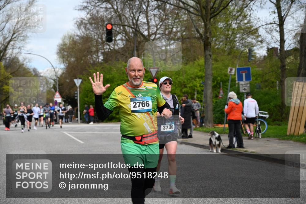 12.04.2026 - 45. Internationalen Wilhelmsburger Insellauf J. Mangold http://msf.ph/oto/9518248 12.04.2026 13:23:15 Ziel 4708, 3774, 4358, 5223, 3336, 3783, 3498, 3478, 4176, 5505, 3471, 3814, 2716, 3730, 3353, 2766, 5622, 3739, 5209, 5212, 2802, 2803 meine-sportfotos.de