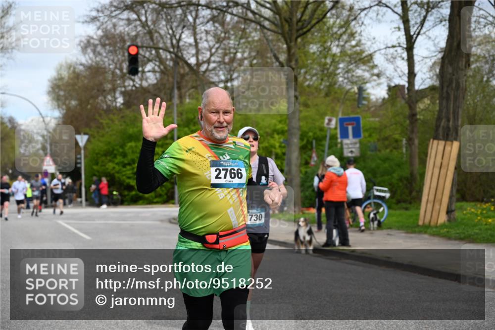 12.04.2026 - 45. Internationalen Wilhelmsburger Insellauf J. Mangold http://msf.ph/oto/9518252 12.04.2026 13:23:15 Ziel 4708, 3774, 4358, 5223, 3336, 3783, 3498, 3478, 4176, 5505, 3471, 3814, 2716, 3730, 3353, 2766, 5622, 3739, 5209, 5212, 2802, 2803 meine-sportfotos.de