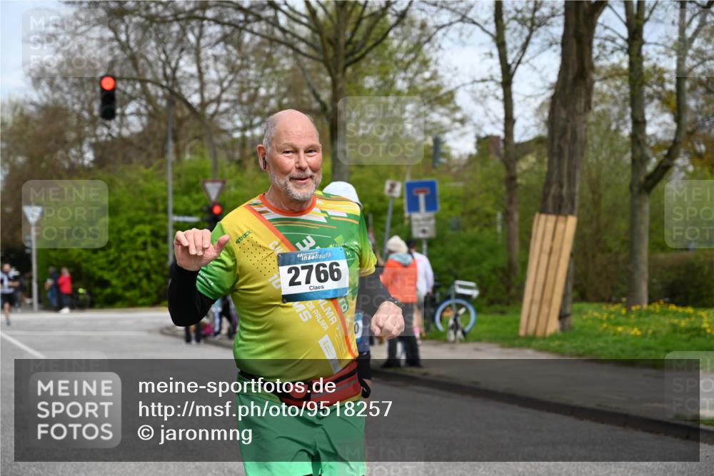 12.04.2026 - 45. Internationalen Wilhelmsburger Insellauf J. Mangold http://msf.ph/oto/9518257 12.04.2026 13:23:15 Ziel 4708, 3774, 4358, 5223, 3336, 3783, 3498, 3478, 4176, 5505, 3471, 3814, 2716, 3730, 3353, 2766, 5622, 3739, 5209, 5212, 2802, 2803 meine-sportfotos.de