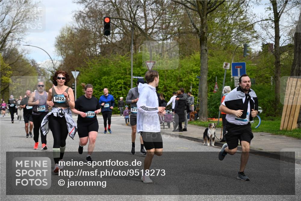 12.04.2026 - 45. Internationalen Wilhelmsburger Insellauf J. Mangold http://msf.ph/oto/9518273 12.04.2026 13:23:24 Ziel 5223, 3336, 3783, 3498, 3478, 4176, 5505, 3471, 3814, 2716, 3730, 3353, 2766, 5622, 3739, 5209, 5212, 5209, 5212, 2802, 2803, 3258, 3259, 4073, 4292, 4517, 3872 meine-sportfotos.de