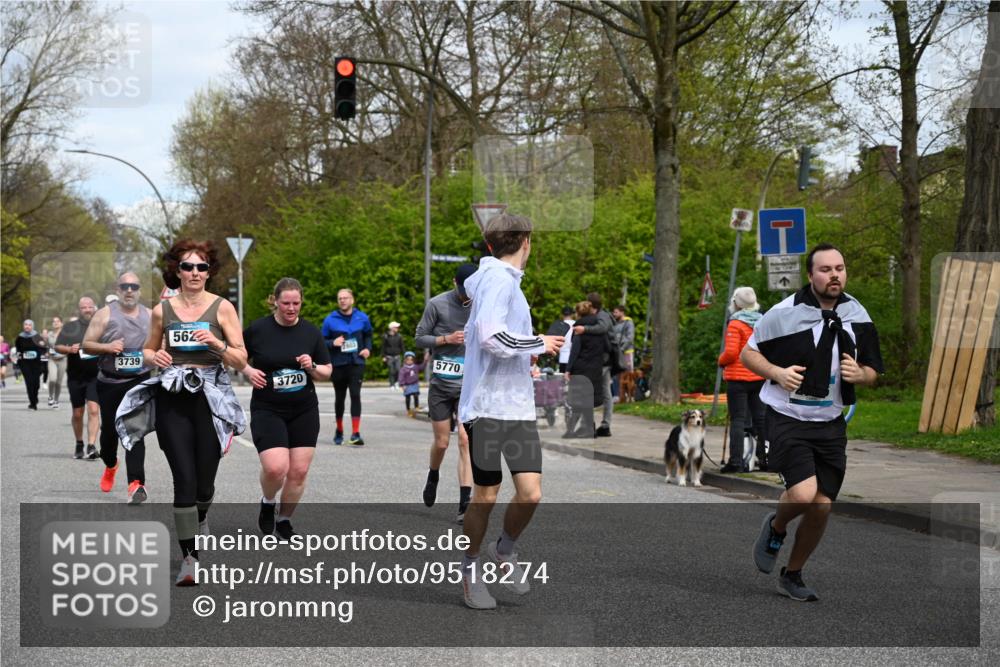 12.04.2026 - 45. Internationalen Wilhelmsburger Insellauf J. Mangold http://msf.ph/oto/9518274 12.04.2026 13:23:24 Ziel 5223, 3336, 3783, 3498, 3478, 4176, 5505, 3471, 3814, 2716, 3730, 3353, 2766, 5622, 3739, 5209, 5212, 5209, 5212, 2802, 2803, 3258, 3259, 4073, 4292, 4517, 3872 meine-sportfotos.de
