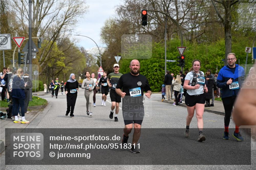 12.04.2026 - 45. Internationalen Wilhelmsburger Insellauf J. Mangold http://msf.ph/oto/9518311 12.04.2026 13:23:29 Ziel 3336, 3783, 3498, 3478, 4176, 5505, 3471, 3814, 2716, 3730, 3353, 2766, 5622, 3739, 5209, 5212, 2802, 2803, 3258, 3259, 4073, 4292, 4517, 3872, 5017, 3871 meine-sportfotos.de