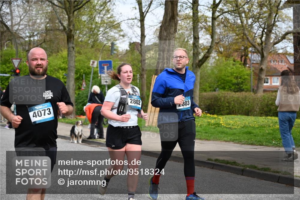 12.04.2026 - 45. Internationalen Wilhelmsburger Insellauf J. Mangold http://msf.ph/oto/9518324 12.04.2026 13:23:31 Ziel 3498, 3478, 4176, 5505, 3471, 3814, 2716, 3730, 3353, 2766, 5622, 5622, 3739, 5209, 5212, 2802, 2803, 3258, 3259, 4073, 4292, 4517, 3872, 5017, 3871, 5632, 4365, 3267, 2562 meine-sportfotos.de