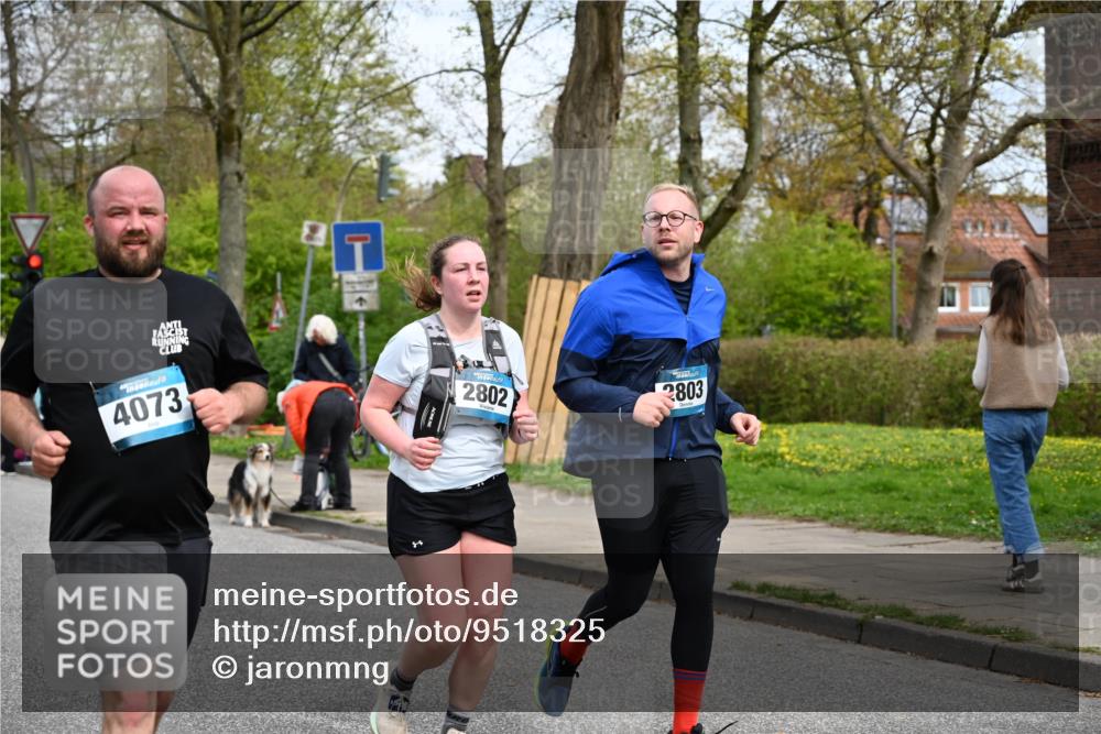 12.04.2026 - 45. Internationalen Wilhelmsburger Insellauf J. Mangold http://msf.ph/oto/9518325 12.04.2026 13:23:31 Ziel 3498, 3478, 4176, 5505, 3471, 3814, 2716, 3730, 3353, 2766, 5622, 5622, 3739, 5209, 5212, 2802, 2803, 3258, 3259, 4073, 4292, 4517, 3872, 5017, 3871, 5632, 4365, 3267, 2562 meine-sportfotos.de