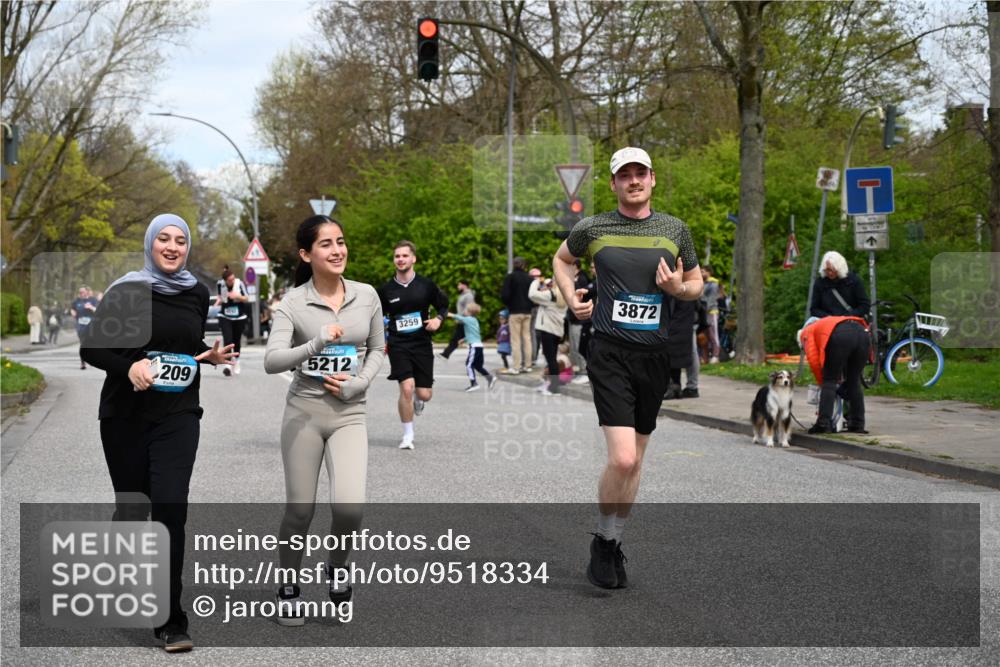 12.04.2026 - 45. Internationalen Wilhelmsburger Insellauf J. Mangold http://msf.ph/oto/9518334 12.04.2026 13:23:32 Ziel 3498, 3478, 4176, 5505, 3471, 3814, 2716, 3730, 3353, 2766, 5622, 3739, 5209, 5212, 2802, 2803, 3258, 3259, 4073, 4292, 4292, 4517, 3872, 5017, 3871, 5632, 4365, 3267, 2562 meine-sportfotos.de