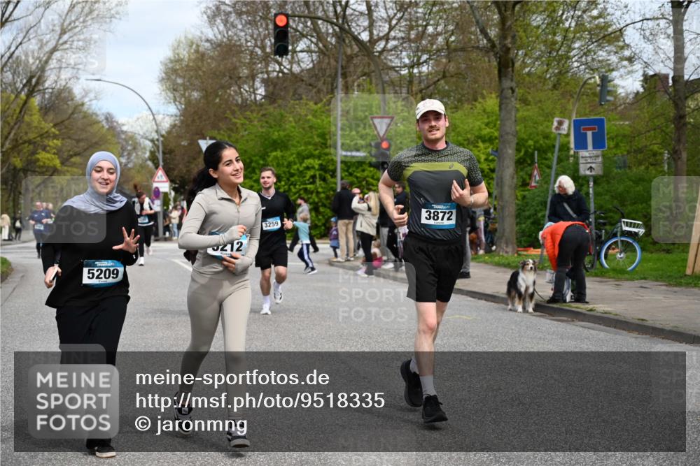 12.04.2026 - 45. Internationalen Wilhelmsburger Insellauf J. Mangold http://msf.ph/oto/9518335 12.04.2026 13:23:33 Ziel 3478, 4176, 5505, 3471, 3814, 2716, 3730, 3353, 2766, 5622, 3739, 5209, 5212, 2802, 2803, 3258, 3259, 4073, 4292, 4517, 4517, 3872, 5017, 3871, 5632, 4365, 3267, 2562, 5356, 5355 meine-sportfotos.de