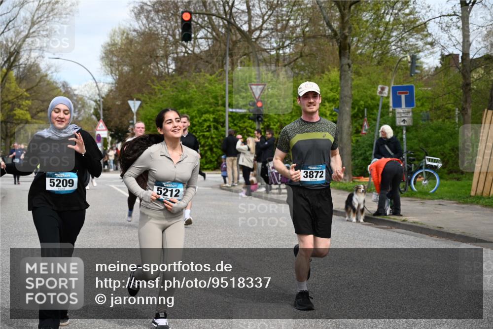 12.04.2026 - 45. Internationalen Wilhelmsburger Insellauf J. Mangold http://msf.ph/oto/9518337 12.04.2026 13:23:33 Ziel 3478, 4176, 5505, 3471, 3814, 2716, 3730, 3353, 2766, 5622, 3739, 5209, 5212, 2802, 2803, 3258, 3259, 4073, 4292, 4517, 4517, 3872, 5017, 3871, 5632, 4365, 3267, 2562, 5356, 5355 meine-sportfotos.de