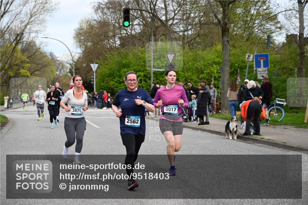 12.04.2026 - 45. Internationalen Wilhelmsburger Insellauf J. Mangold http://msf.ph/oto/9518403 12.04.2026 13:23:43 Ziel 2716, 3730, 3353, 2766, 5622, 3739, 5209, 5212, 2802, 2803, 3258, 3259, 4073, 4292, 4517, 3872, 5017, 3871, 5632, 4365, 3267, 2562, 4365, 3267, 2562, 5356, 5355, 4567 meine-sportfotos.de