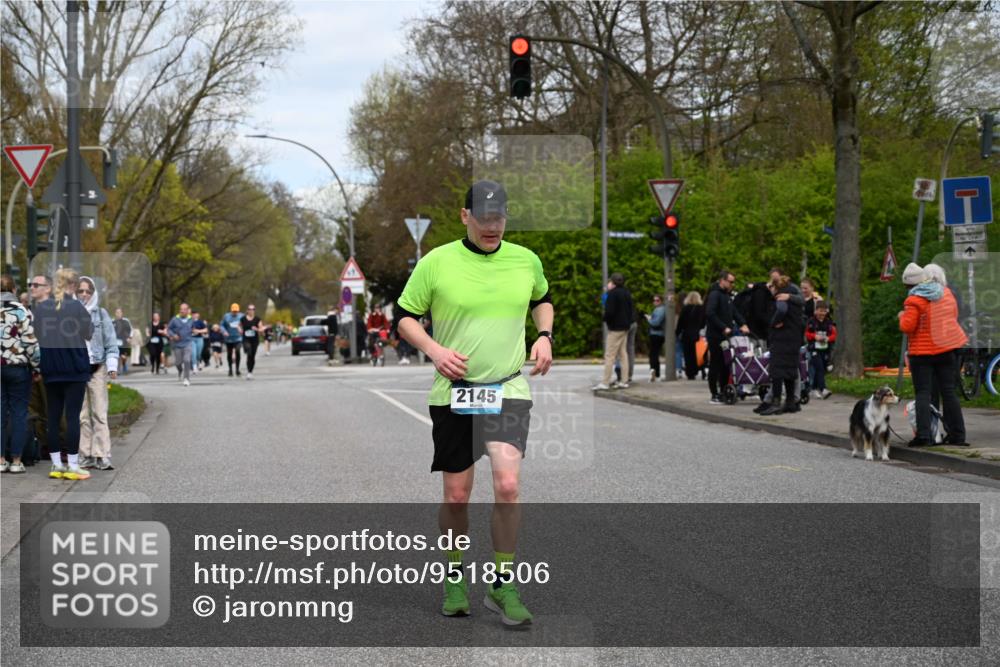 12.04.2026 - 45. Internationalen Wilhelmsburger Insellauf J. Mangold http://msf.ph/oto/9518506 12.04.2026 13:24:02 Ziel 2802, 2803, 3258, 3259, 4073, 4292, 4517, 3872, 5017, 3871, 5632, 4365, 3267, 2562, 5356, 5355, 4567, 2145, 3936, 4908, 4016, 2111, 2112, 2290 meine-sportfotos.de