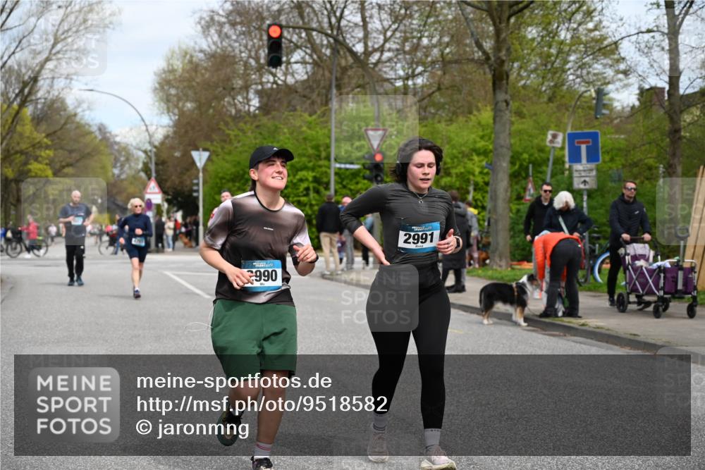 12.04.2026 - 45. Internationalen Wilhelmsburger Insellauf J. Mangold http://msf.ph/oto/9518582 12.04.2026 13:24:23 Ziel 4567, 2145, 3936, 4908, 4016, 2111, 2112, 2290, 4812, 2990, 2991, 2012, 5021, 4751, 2558, 2557 meine-sportfotos.de