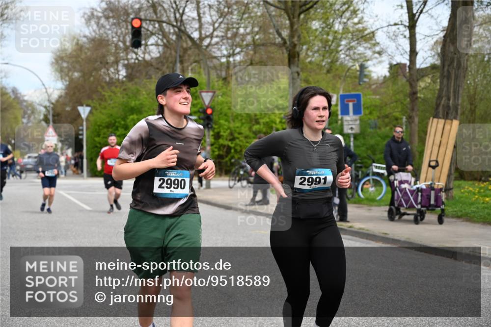 12.04.2026 - 45. Internationalen Wilhelmsburger Insellauf J. Mangold http://msf.ph/oto/9518589 12.04.2026 13:24:23 Ziel 4567, 2145, 3936, 4908, 4016, 2111, 2112, 2290, 4812, 2990, 2991, 2012, 5021, 4751, 2558, 2557 meine-sportfotos.de