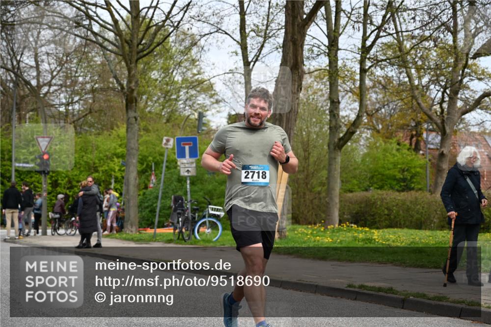12.04.2026 - 45. Internationalen Wilhelmsburger Insellauf J. Mangold http://msf.ph/oto/9518690 12.04.2026 13:25:04 Ziel 5021, 4751, 2558, 2557, 2848, 2258, 2257, 2718, 5152, 5757, 3649 meine-sportfotos.de