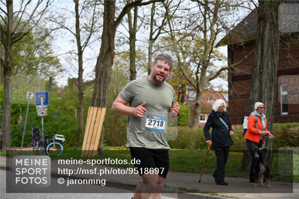 12.04.2026 - 45. Internationalen Wilhelmsburger Insellauf J. Mangold http://msf.ph/oto/9518697 12.04.2026 13:25:04 Ziel 5021, 4751, 2558, 2557, 2848, 2258, 2257, 2718, 5152, 5757, 3649 meine-sportfotos.de