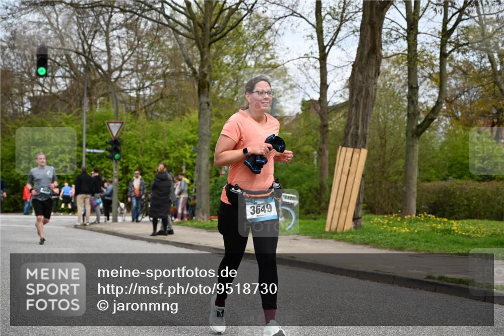 12.04.2026 - 45. Internationalen Wilhelmsburger Insellauf J. Mangold http://msf.ph/oto/9518730 12.04.2026 13:25:20 Ziel 2848, 2258, 2257, 2718, 5152, 5757, 3649, 4604, 4790, 2717, 4431, 3023, 3024 meine-sportfotos.de