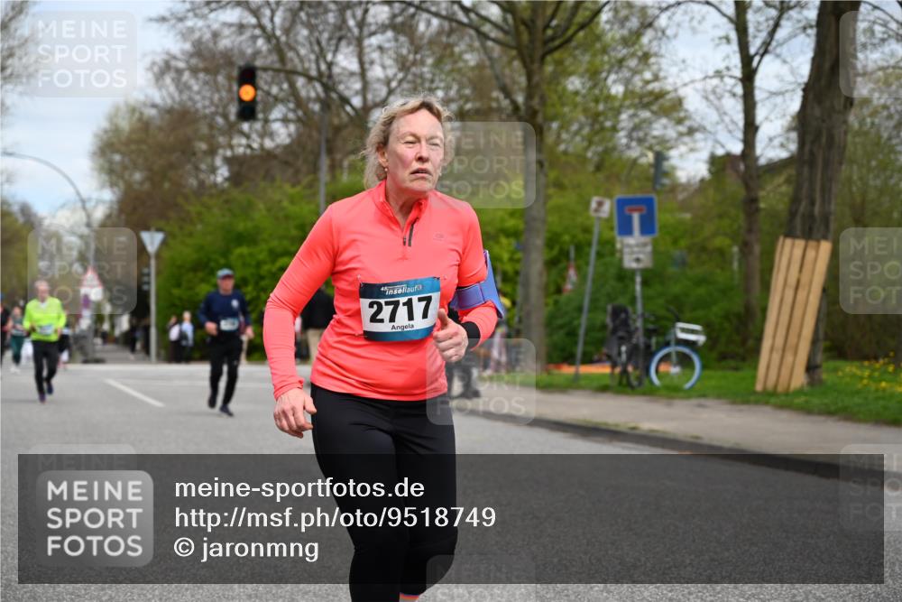 12.04.2026 - 45. Internationalen Wilhelmsburger Insellauf J. Mangold http://msf.ph/oto/9518749 12.04.2026 13:25:23 Ziel 2848, 2258, 2257, 2718, 5152, 5757, 3649, 4604, 4790, 2717, 4431, 3023, 3024, 2881 meine-sportfotos.de