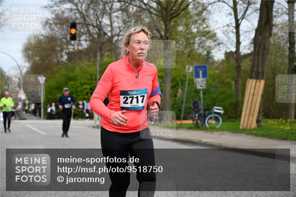 12.04.2026 - 45. Internationalen Wilhelmsburger Insellauf J. Mangold http://msf.ph/oto/9518750 12.04.2026 13:25:23 Ziel 2848, 2258, 2257, 2718, 5152, 5757, 3649, 4604, 4790, 2717, 4431, 3023, 3024, 2881 meine-sportfotos.de