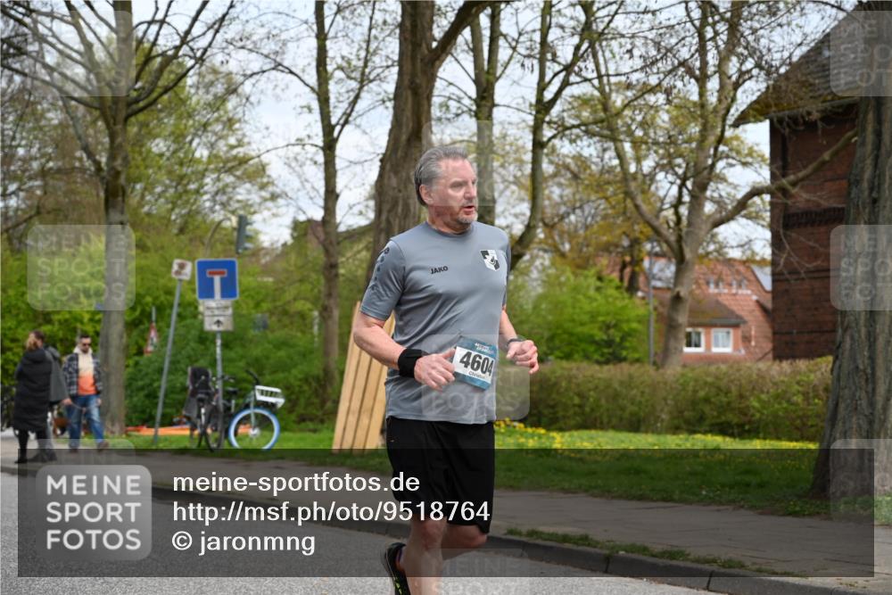 12.04.2026 - 45. Internationalen Wilhelmsburger Insellauf J. Mangold http://msf.ph/oto/9518764 12.04.2026 13:25:25 Ziel 2848, 2258, 2257, 2718, 5152, 5757, 5757, 3649, 4604, 4790, 2717, 4431, 3023, 3024, 2881 meine-sportfotos.de