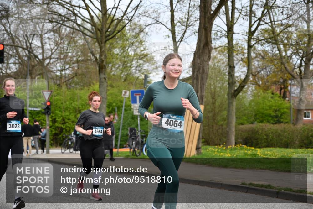 12.04.2026 - 45. Internationalen Wilhelmsburger Insellauf J. Mangold http://msf.ph/oto/9518810 12.04.2026 13:25:38 Ziel 2718, 5152, 5757, 3649, 4604, 4790, 2717, 4431, 4431, 3023, 3024, 2881, 4064, 4684, 4064, 4684, 2298, 4839, 4840, 4774 meine-sportfotos.de