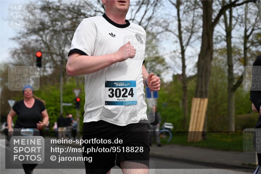 12.04.2026 - 45. Internationalen Wilhelmsburger Insellauf J. Mangold http://msf.ph/oto/9518828 12.04.2026 13:25:40 Ziel 5152, 5757, 3649, 4604, 4790, 2717, 4431, 3023, 3024, 2881, 4064, 4684, 2298, 4839, 4840, 4774, 4881 meine-sportfotos.de