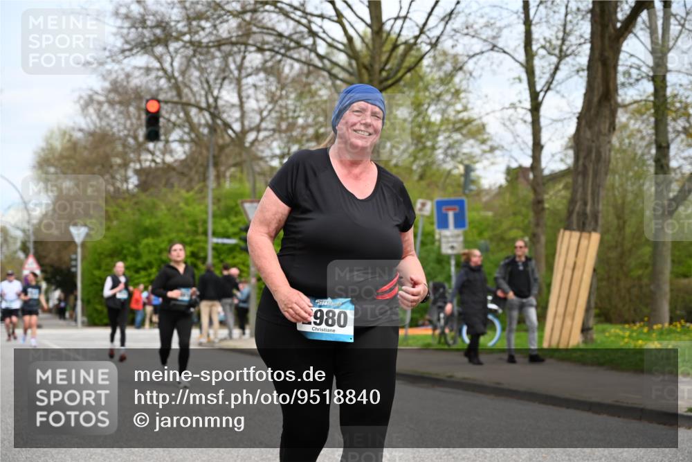 12.04.2026 - 45. Internationalen Wilhelmsburger Insellauf J. Mangold http://msf.ph/oto/9518840 12.04.2026 13:25:43 Ziel 5152, 5757, 3649, 4604, 4790, 2717, 4431, 3023, 3024, 3024, 2881, 4064, 4684, 2298, 2298, 4839, 4840, 4774, 4881, 4049 meine-sportfotos.de